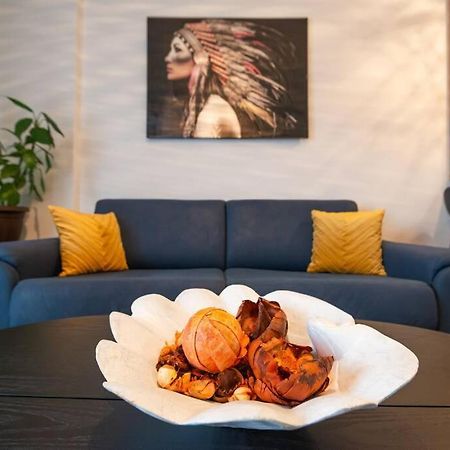 Modern, Bright And Cozy Apartment Подгорица Экстерьер фото