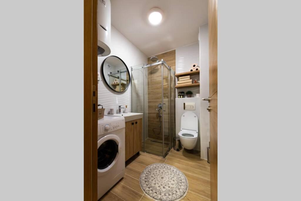 Modern, Bright And Cozy Apartment Подгорица Экстерьер фото